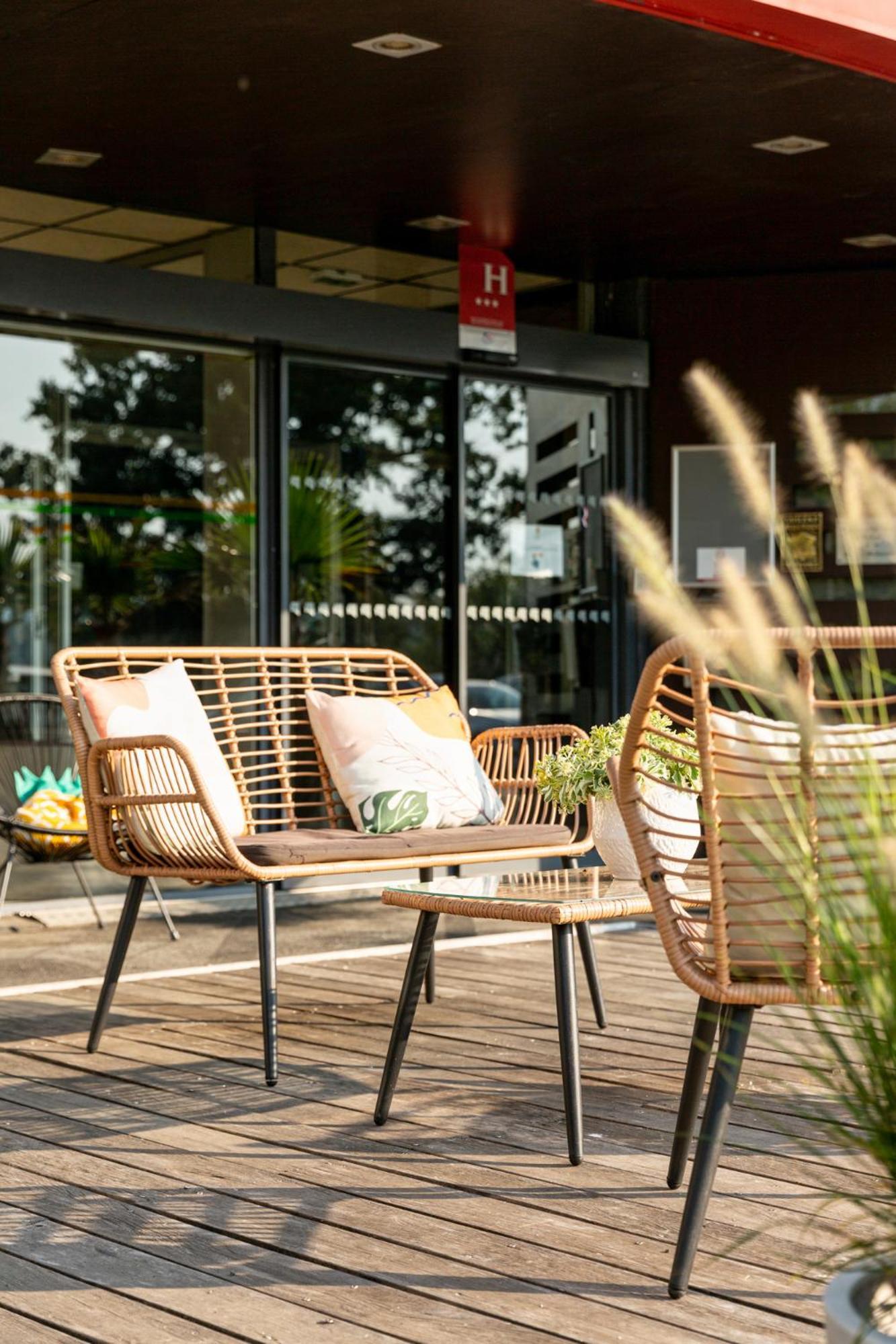 Le Trefle Hotell Portet-sur-Garonne Exteriör bild